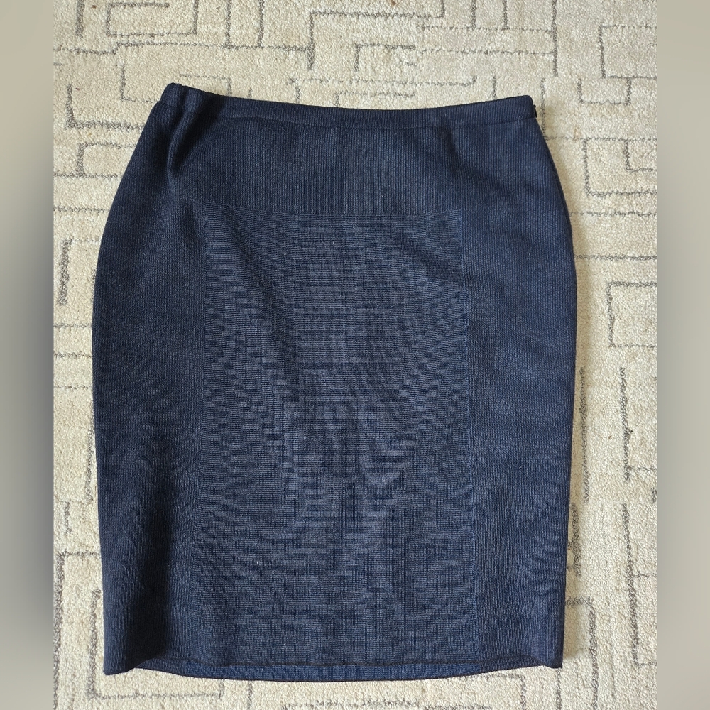 Oleana 🇧🇻 Silk & Merino Wool Skirt from Norway